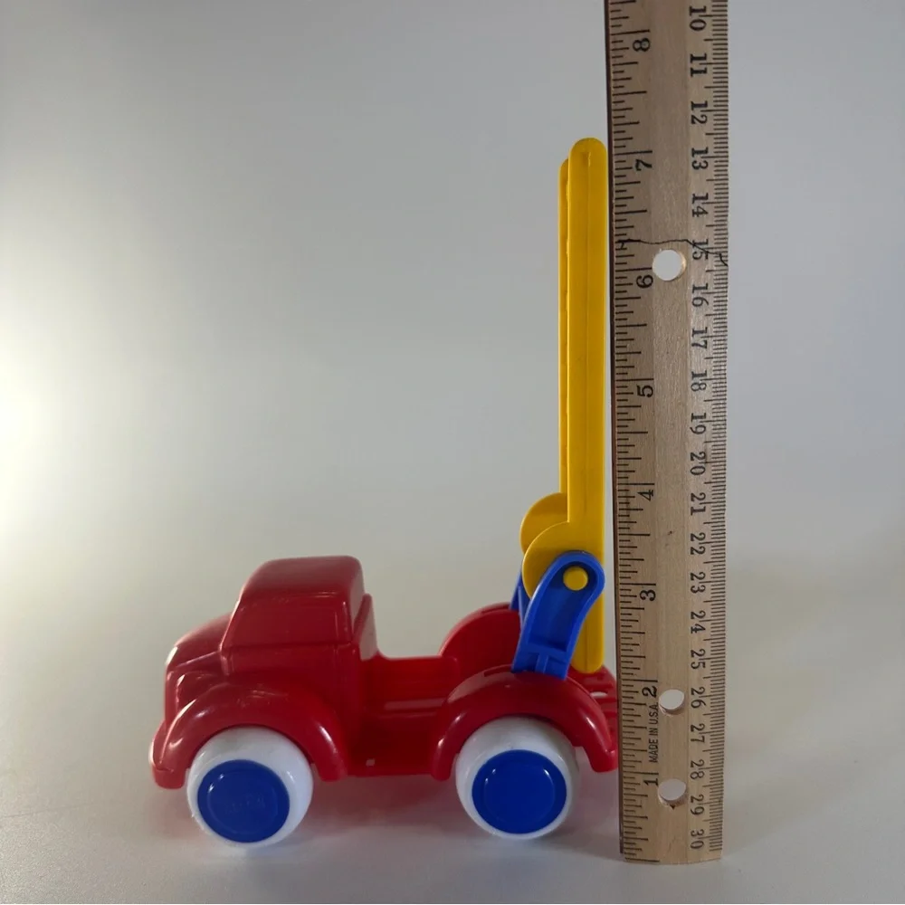 Viking Toys 1060 Sweden‎ Red Yellow Blue Plastic Jumbo Maxi Fire Truck 6” Ladder